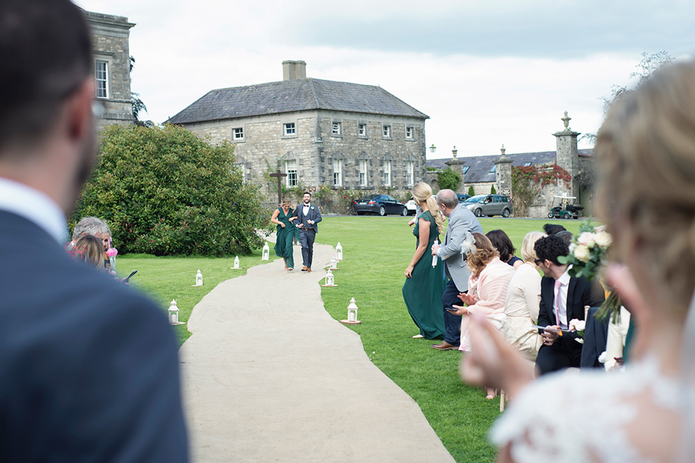 outdoor wedding ceremony photography at Bellinter House