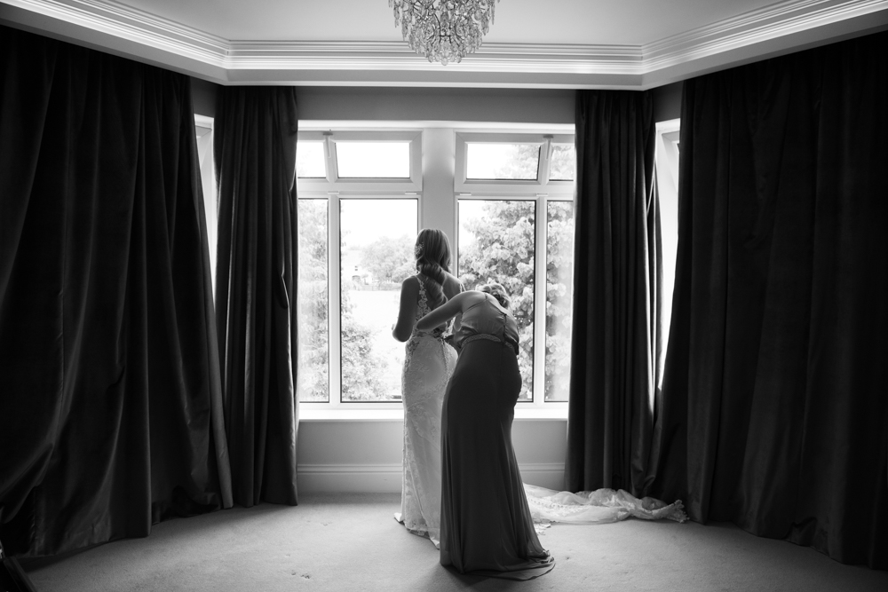 bride getting ready in bridal suite at woodlands hotel adare
