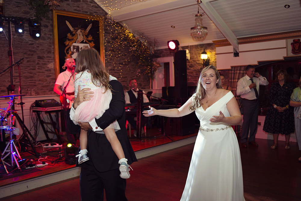 first dance at wedding at darver castle